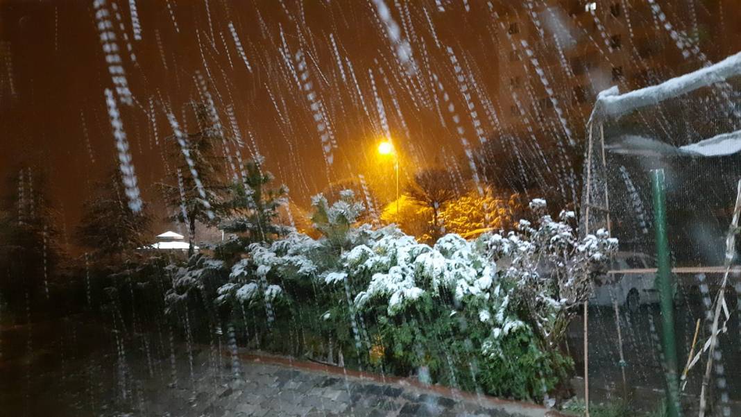 Konya özlediği kışı baharda yaşıyor 24